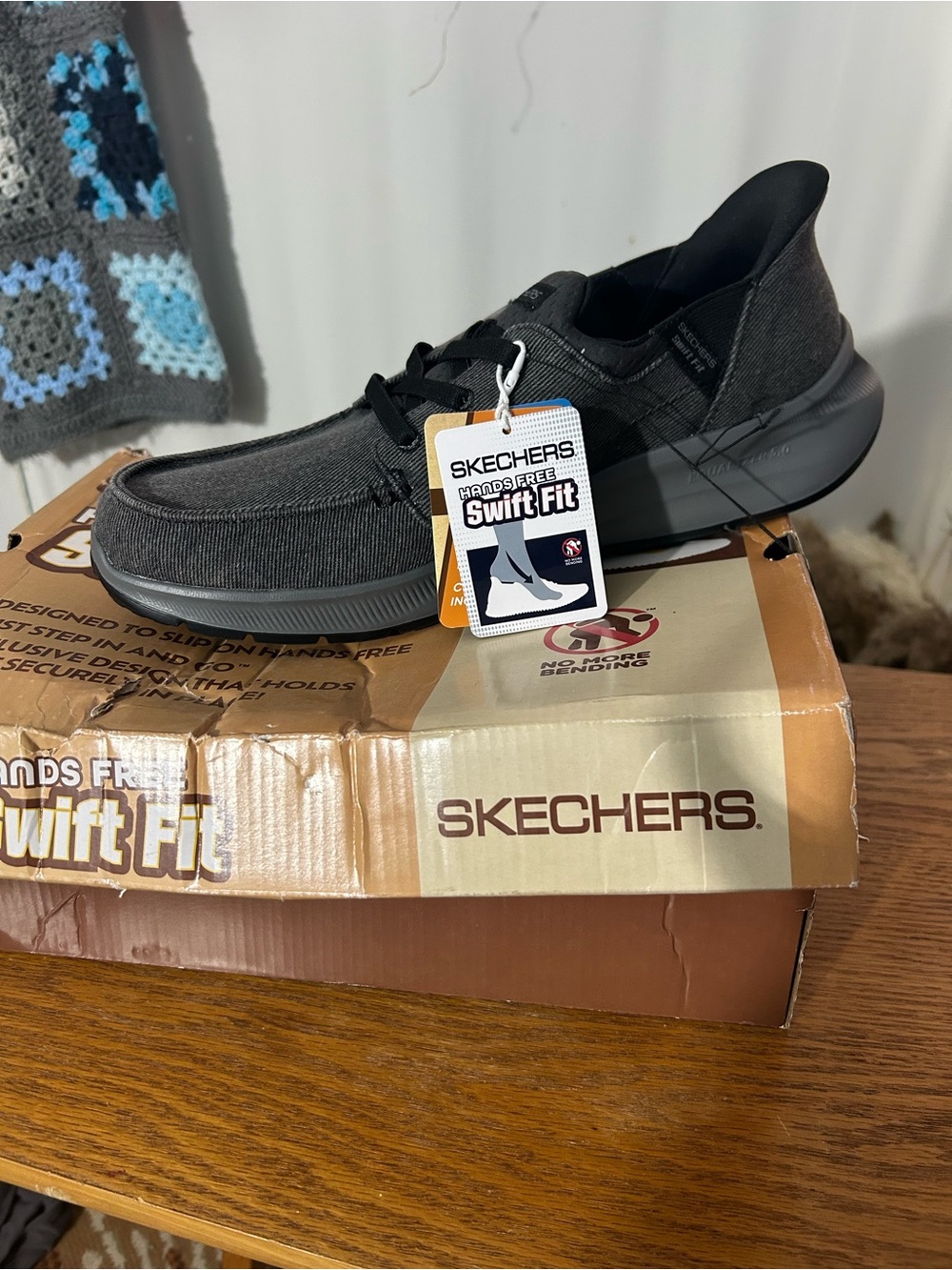 Skechers Men’s Swift Fit Charcoal Black Lace-Up Sneaker